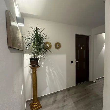Venus Two-floored Stylish In The Center Aparthotel Florence